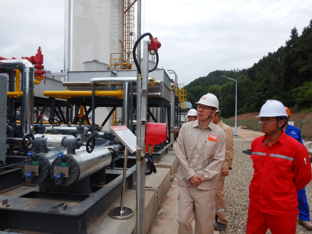 滕磊赴洛克石油（成都）有限公司生產運營調研