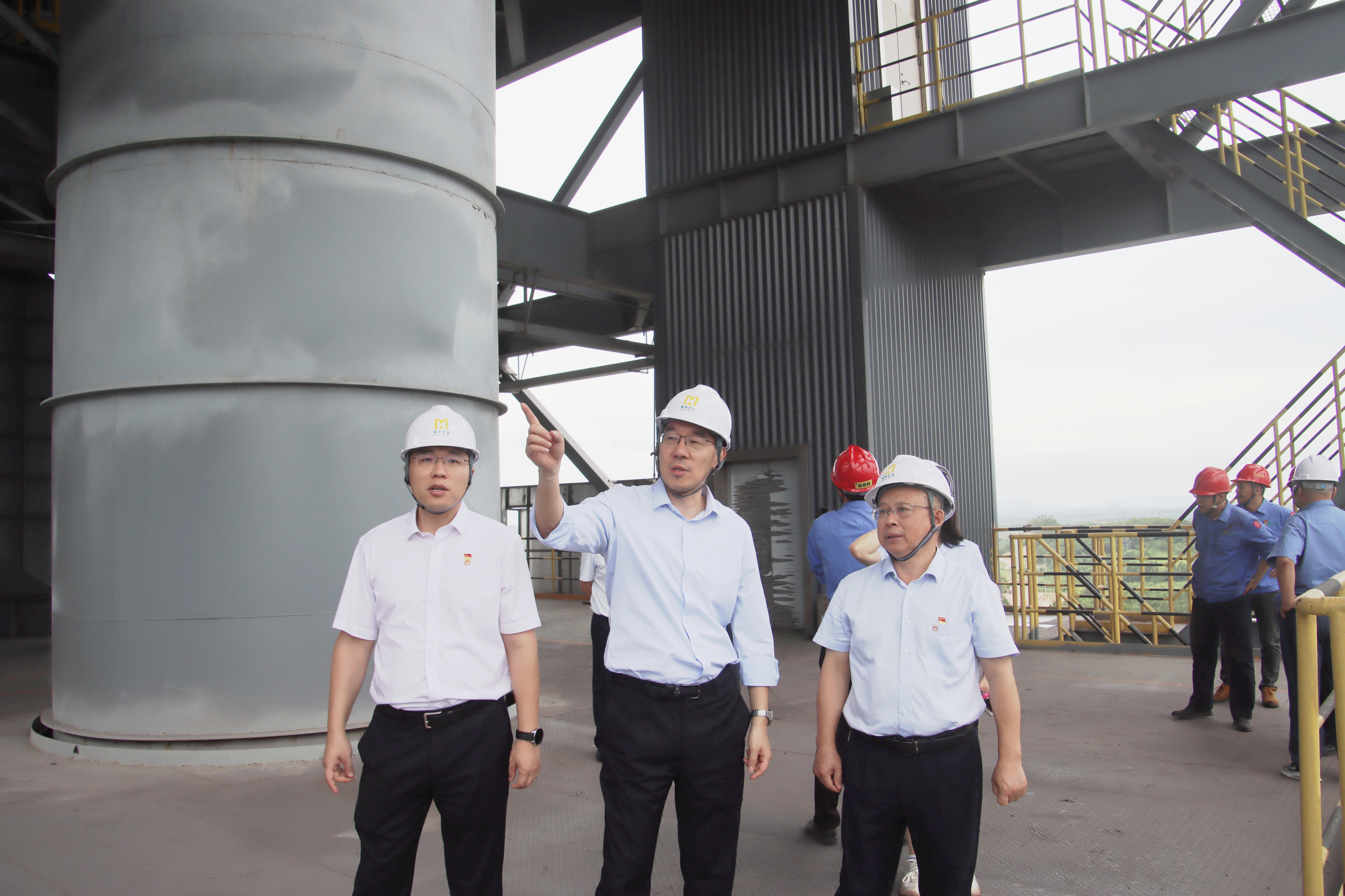 海南礦業總裁滕磊一線督戰磁化焙燒技改項目
