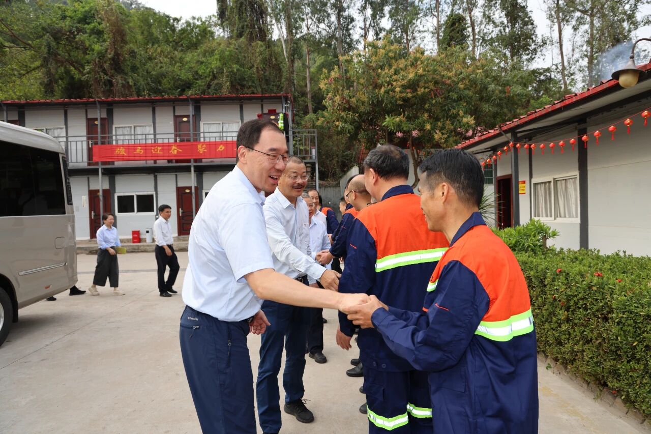 馬躍新程 聚力奮進 海南礦業舉行新春走訪活動